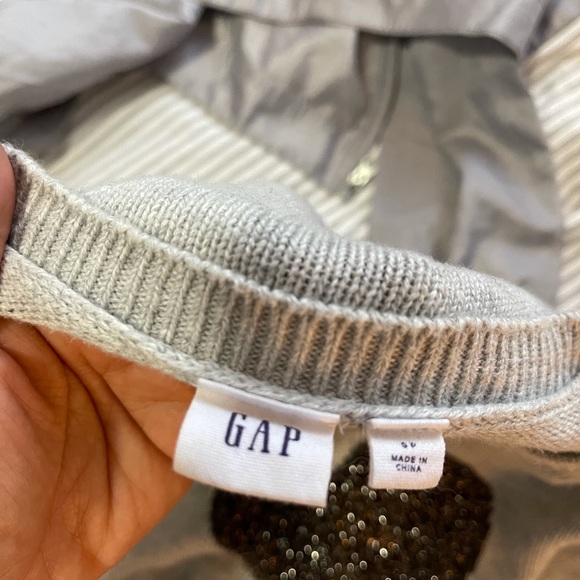 Gap sweater - Picture 3 of 4